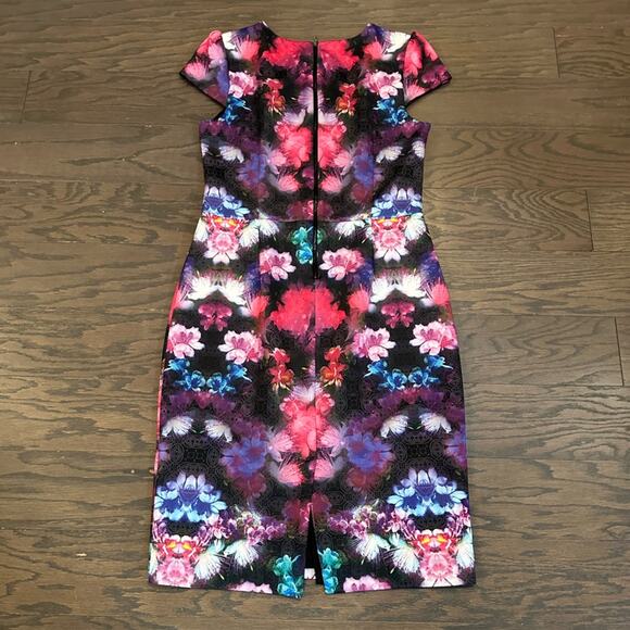Betsey Johnson Scuba Stretch Floral Sheath Dress Size 12 - Picture 4 of 11